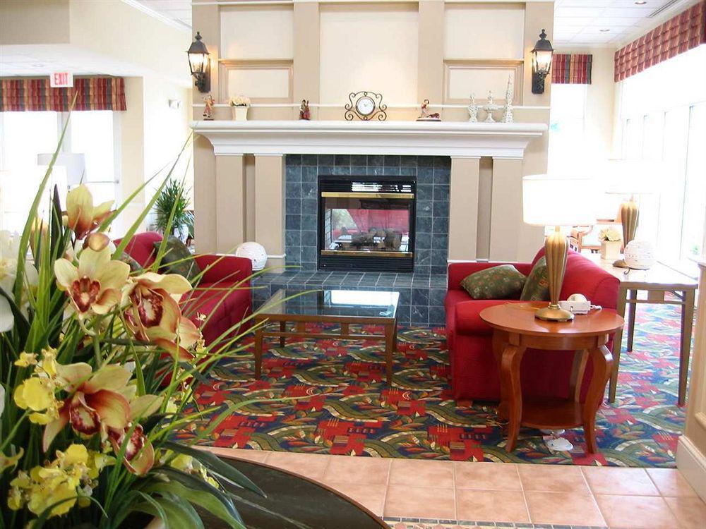 Hilton Garden Inn Wooster Interior foto